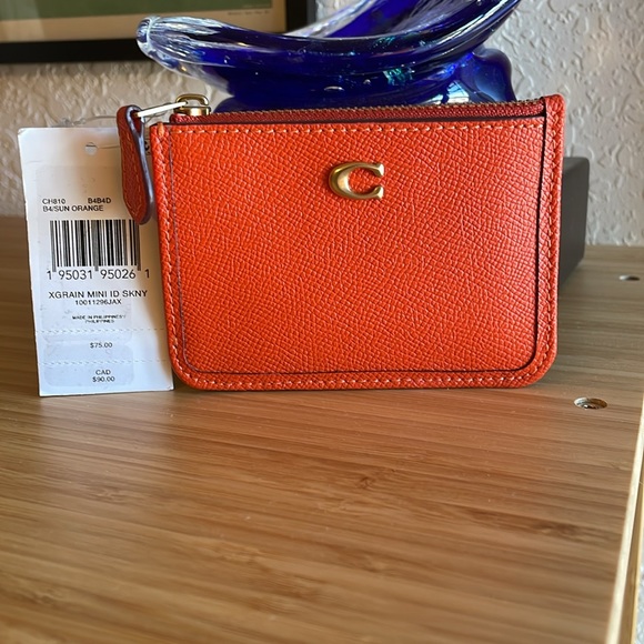 Coach Micro Studio 12 & Mini Skinny ID Case in Sun Orange, Coach Charm Set NWT - Picture 11 of 17